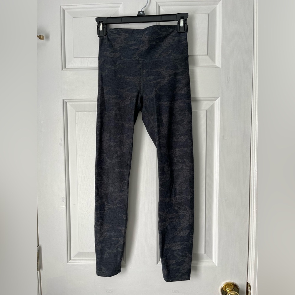 Vuori Camo Patterned Leggings